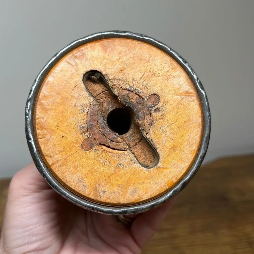 Wooden Bobbin with etched and Painted‎ Santa unknown artist unsigned can